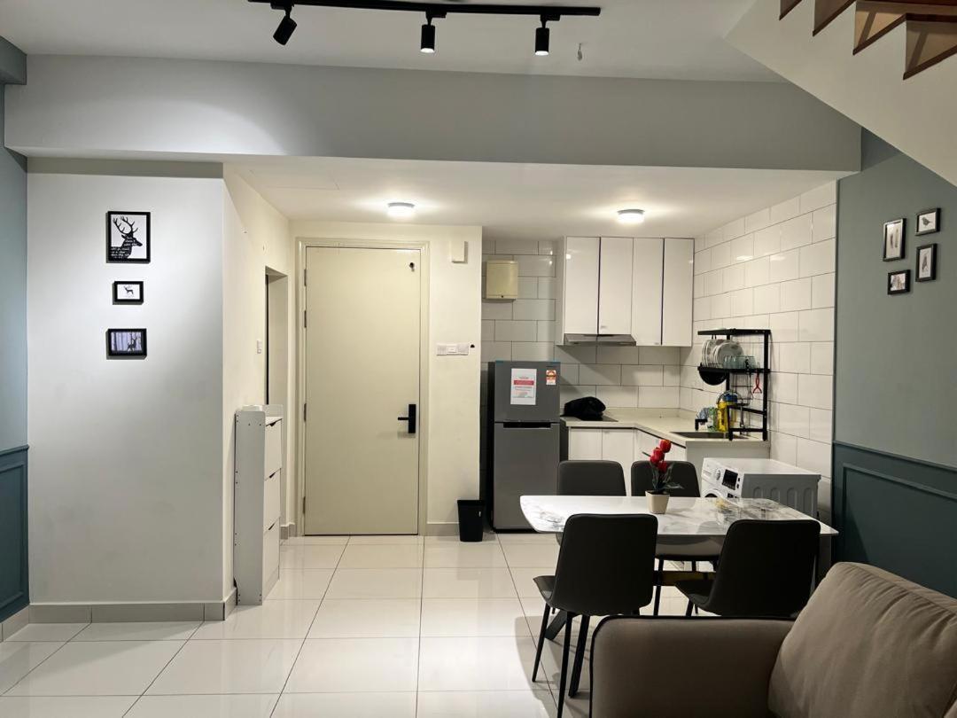 Apartment Arte Mont Kiara - Lucky *